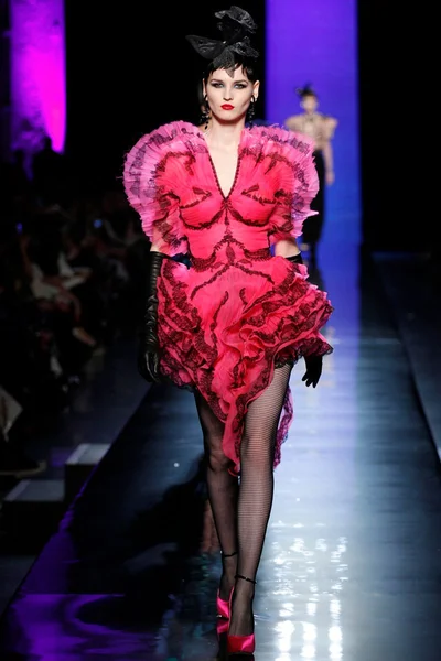 Look 24